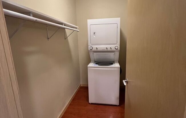 1 bed, 1 bath, 735 sqft, $1,175, Unit 206