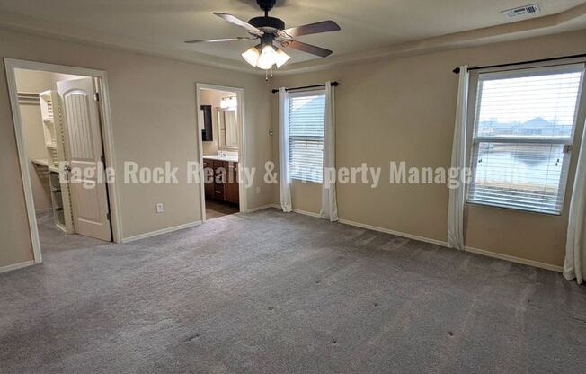 3 beds, 2 baths, $1,800