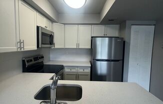 1 bed, 1 bath, $1,695, Unit #4-11