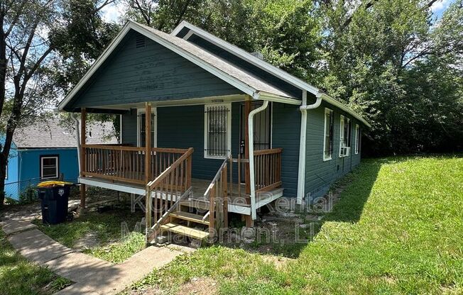 4438 BALES AVE