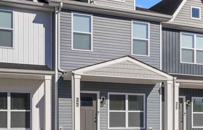 Large 2 Bedroom Luxury Townhome For Rent Near Billy Dunlop Park!