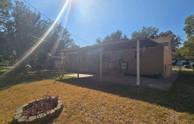 3 beds, 2 baths, $1,200