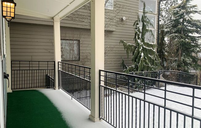 Studio, 1 bath, $850, Unit 02