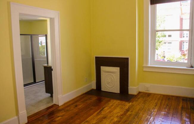 1 bed, 1 bath, 794 sqft, $1,500