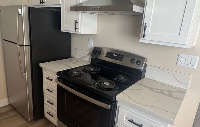 2 beds, 2 baths, 900 sqft, $3,750, Unit 10