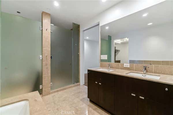 1 bed, 3 baths, 1,942 sqft, $8,999