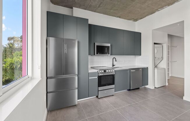 1 bed, 1 bath, 475 sqft, $2,315, Unit 305