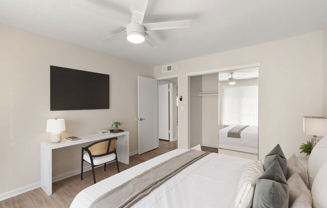 3 beds, 2 baths, 1,250 sqft, $2,800, Unit 101