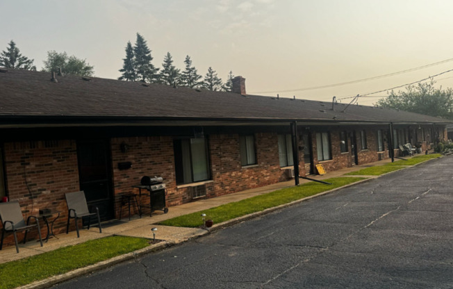 151 SOUTH LYON, LLC
