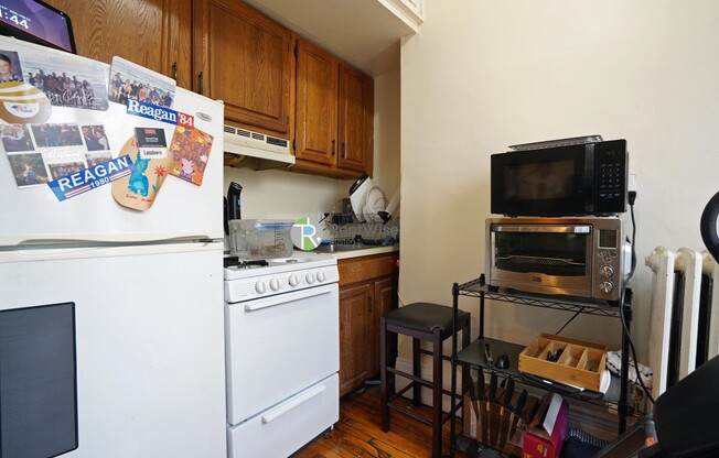 1212 COMMONWEALTH AVE