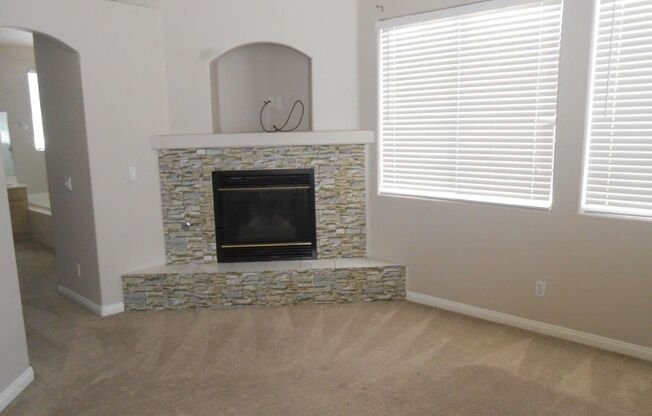 3 beds, 2.5 baths, $2,175