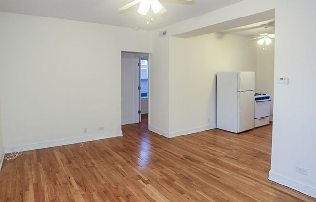 1 bed, 1 bath, 645 sqft, $2,150, Unit 3527-3