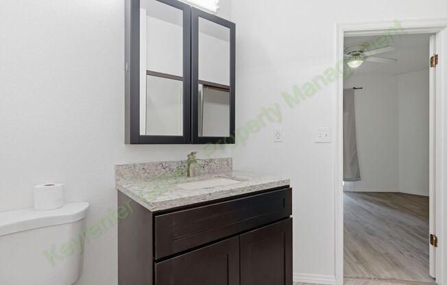 2 beds, 2 baths, $1,700, Unit Unit 112
