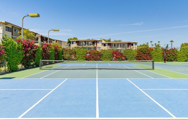 2 beds, 2 baths, 1,000 sqft, $2,700, Unit C006