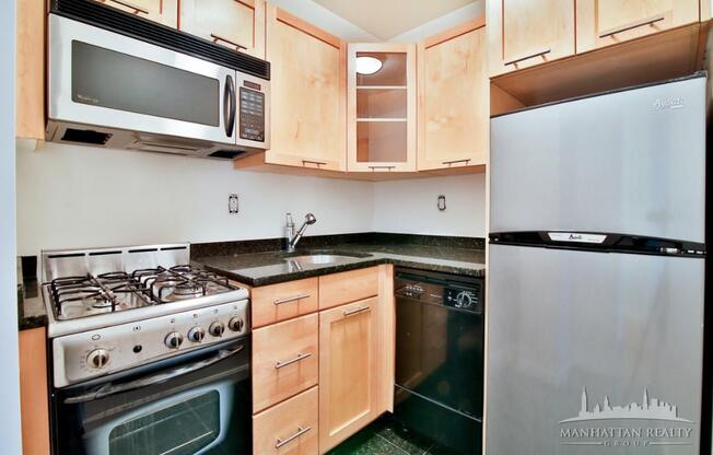 Studio, 1 bath, $3,850, Unit 7K