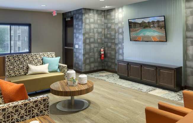 Willow Creek Apartments in Plymouth, MN Community Room