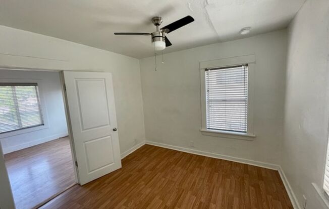 2 beds, 1 bath, $2,195