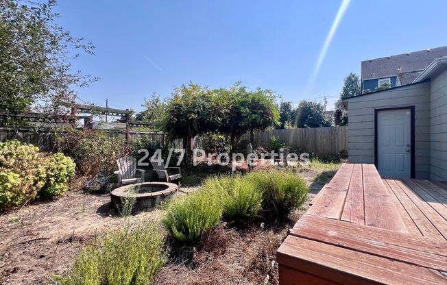 2 beds, 1 bath, $2,595