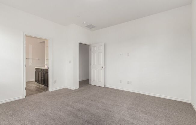3 beds, 3 baths, $2,095