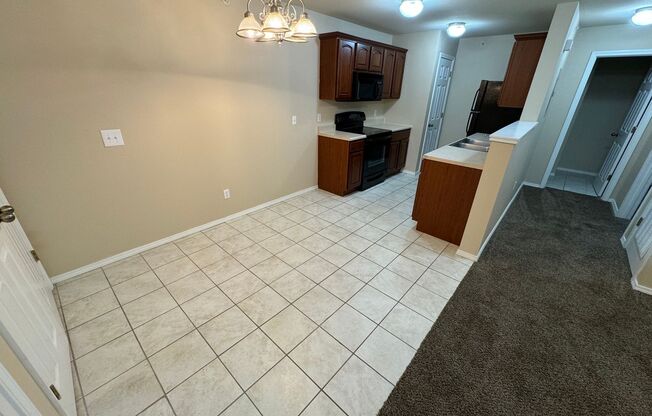 1 bed, 1 bath, $825