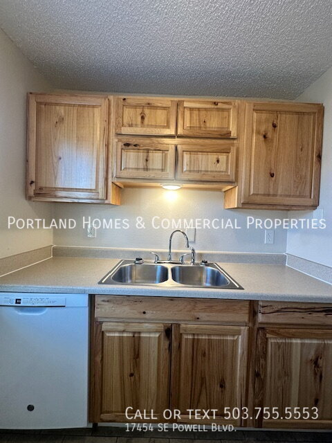 17454 SE POWELL BLVD
