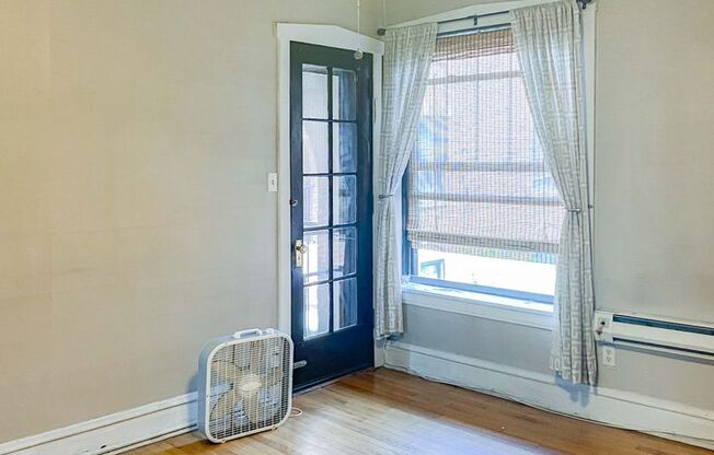 Studio, 1 bath, 371 sqft, $2,100, Unit 2884-2