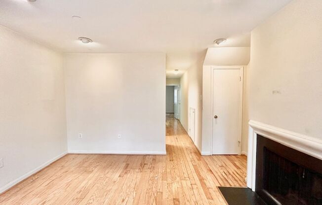 1 bed, 1 bath, $2,200