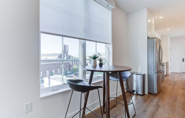 1 bed, 1 bath, 100 sqft, $1,400, Unit Suite 3 - Unit 2