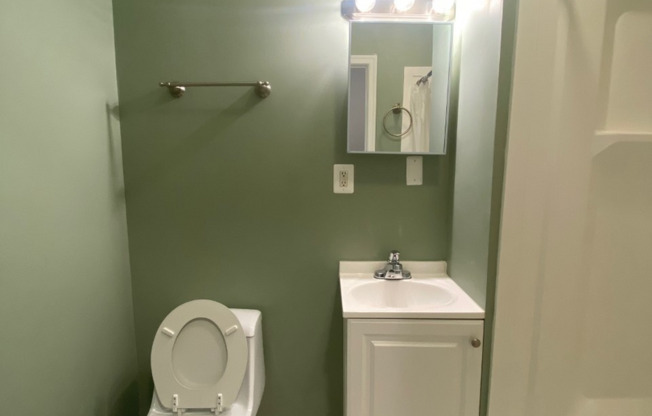Dundalk - 3 bedrooms and 2.5 baths Available!