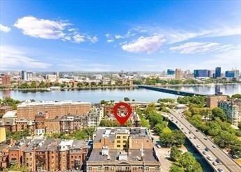 3 beds, 1 bath, 1,017 sqft, $4,800, Unit 301