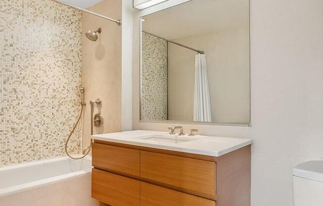 2 beds, 2 baths, 1,344 sqft, $8,000, Unit 16C