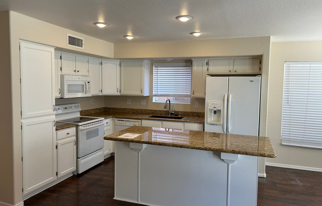 4 Bedroom 2.5 Bathroom Lakewood Home