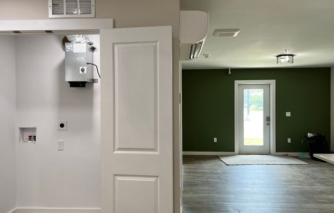 1 bed, 1 bath, 798 sqft, $1,300, Unit Apt 401