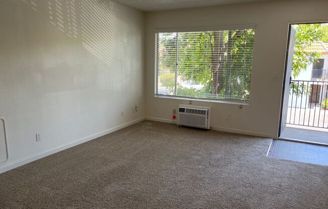 1 bed, 1 bath, 600 sqft, $1,895, Unit 8324-44