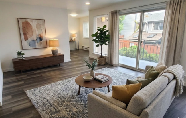 320 SW 160 ST
