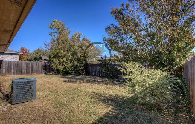 3 beds, 2 baths, 1,448 sqft, $1,895