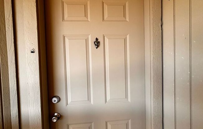 2 beds, 1 bath, 902 sqft, $1,375, Unit W - 051