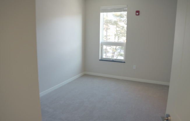 3 beds, 2 baths, 2,000 sqft, $3,399