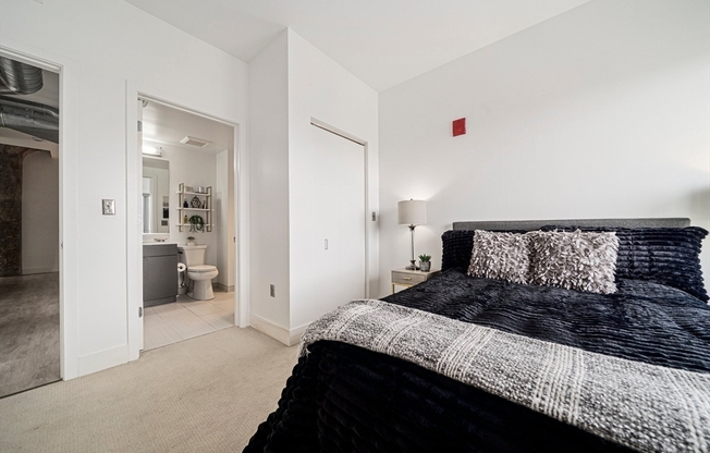 2 beds, 2 baths, 1,440 sqft, $4,000, Unit 508