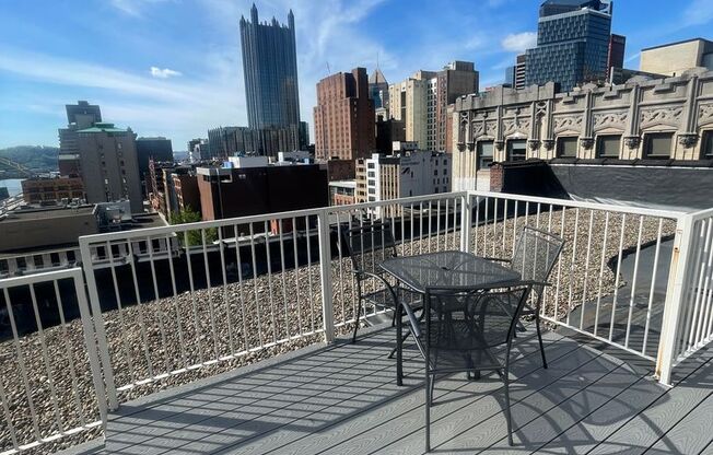 Studio, 1 bath, 625 sqft, $1,350, Unit 403