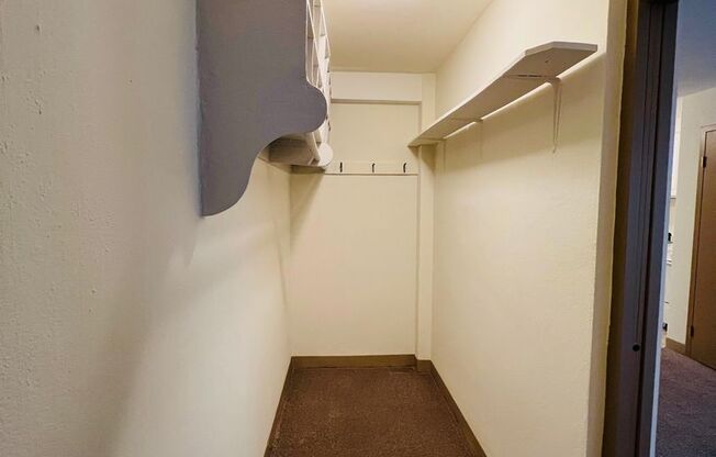 Studio, 1 bath, 320 sqft, $850, Unit # M005