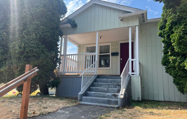 3 Bedroom, 2 Bathroom Ballard Home with New Carpet and Vinyl Throughout