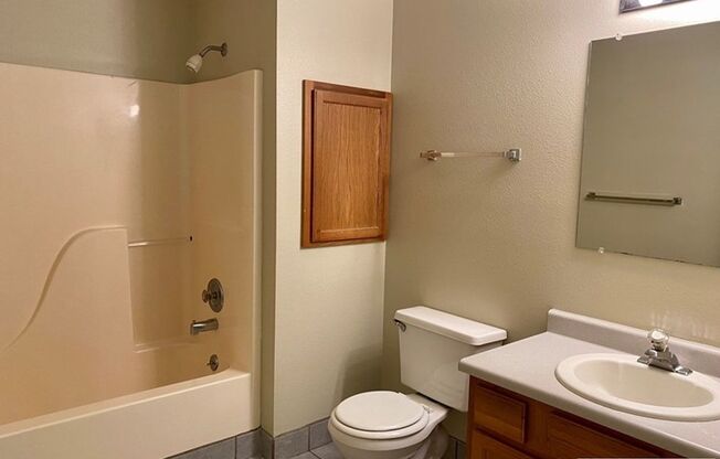 1030 Tierra Ln
