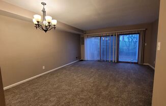 2 beds, 1 bath, $1,395