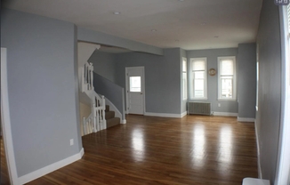 8 WESLEY ST