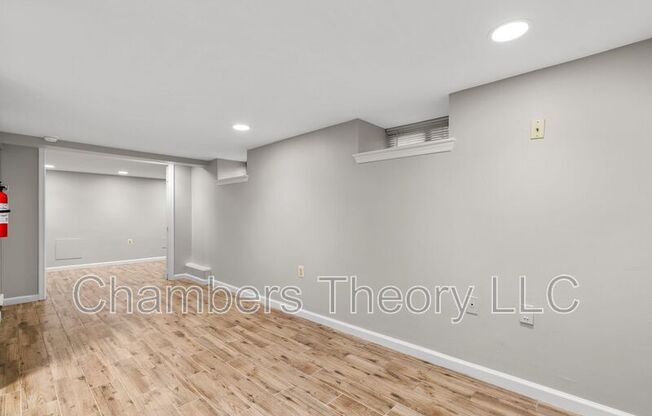 1438 Meridian Pl NW  Unit 304