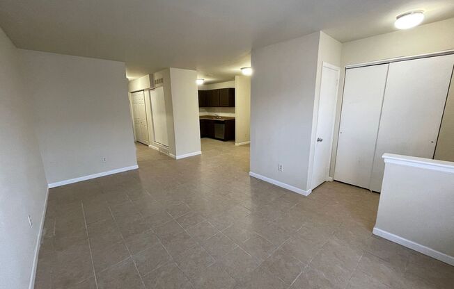 2 BED 1 BATH 1ST FLOOR APARTMENT