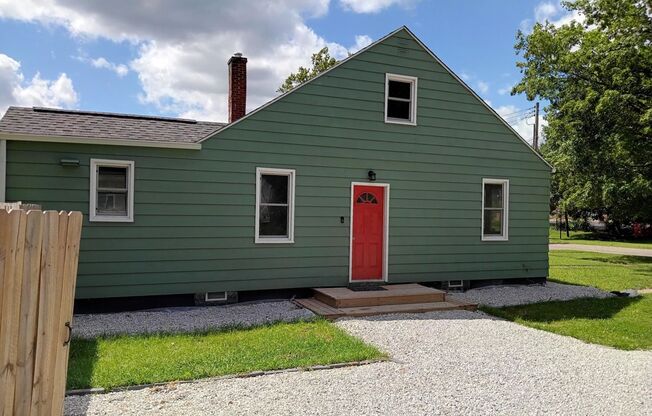 New Remodeled 2bed 1 bath home in Kalamazoo! Ask about our Deposit Free Leasing!!