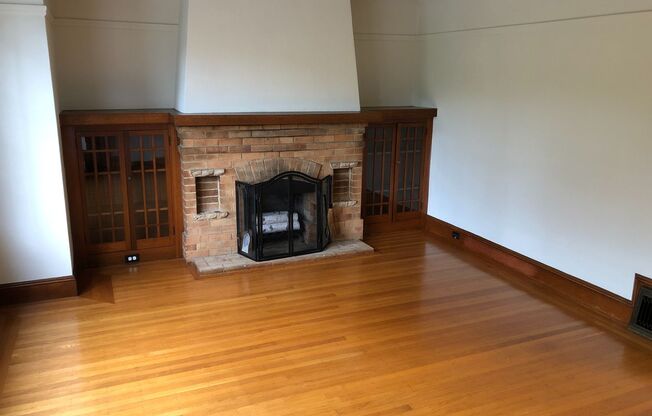 Classic Sunset single family home w/bonus sunroom and dining room for office/nursery with huge yard & garage!