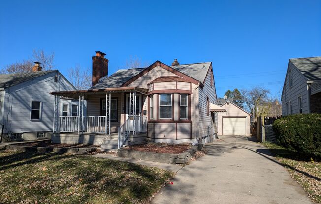 3 beds, 1 bath, $1,400